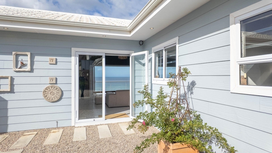 3 Bedroom Property for Sale in Dana Bay Western Cape
